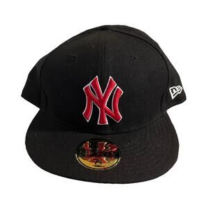 New York Yankees fitted hat 7 7/8